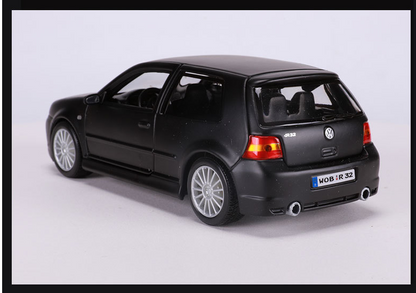 Volkswagen Golf R32 Model