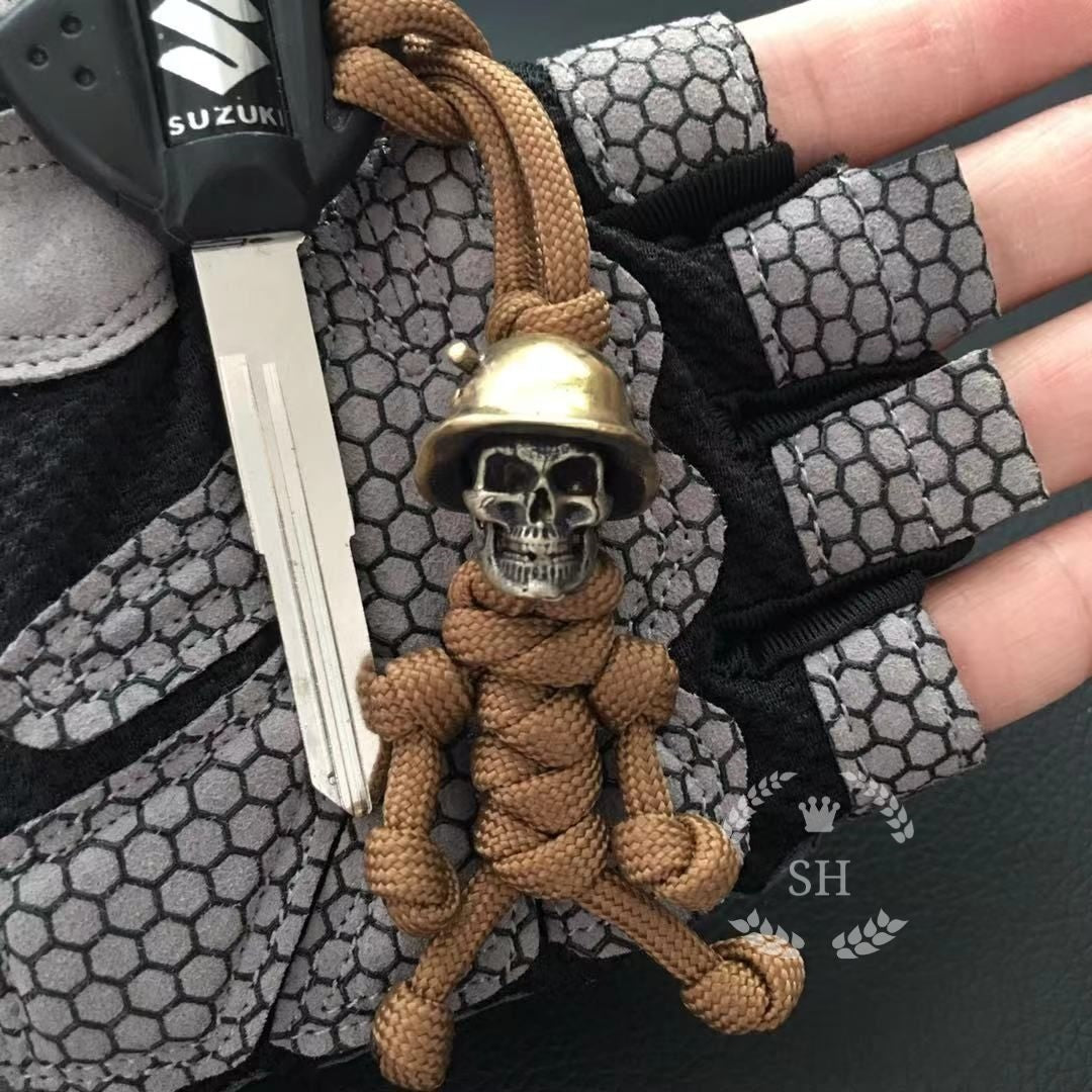 Skull Retro Old Knife Pendant Car Key Pendant